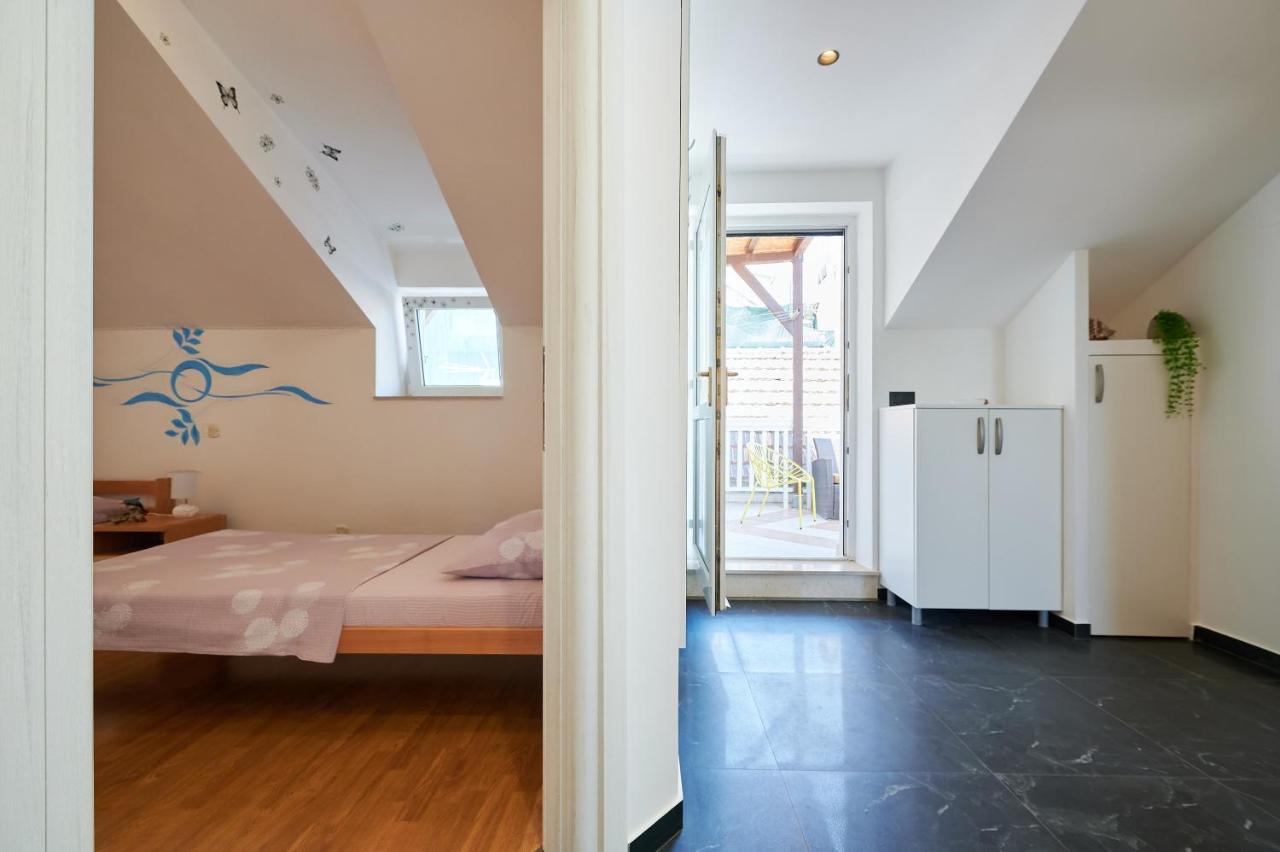 Apartment Ana-Marija Trogir Exterior photo